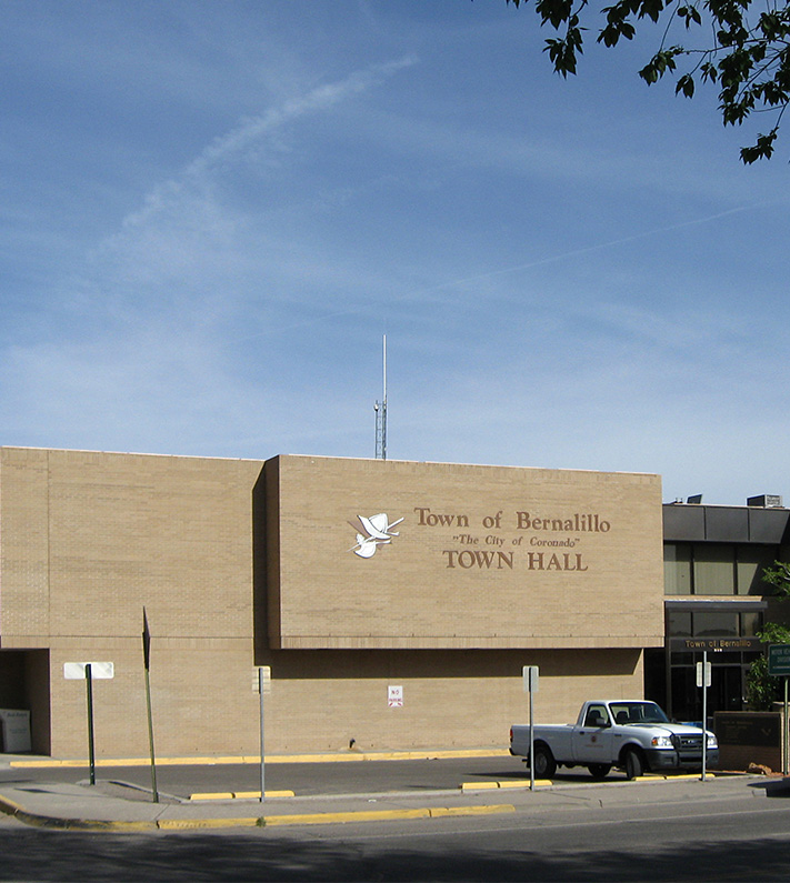 An image of the Bernalillo Town Hall building